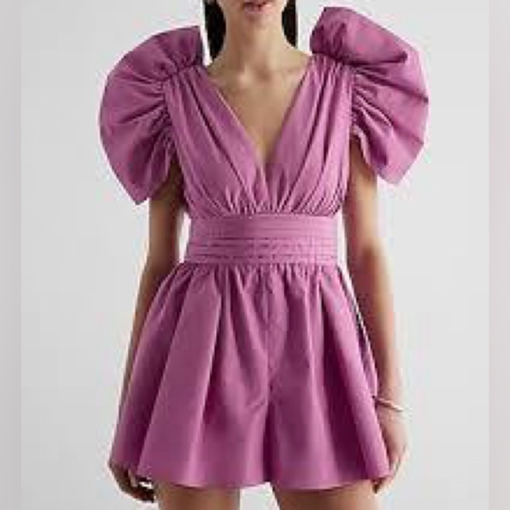 NWT Express Puff Sleeve V-Neck Romper in Orchid Purple - Size 12
